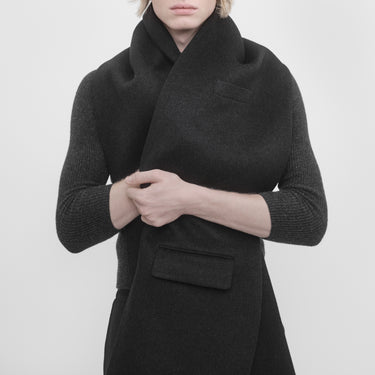 ÉCHARPE TAILLEUR AVEC TROMPE-L'OEIL