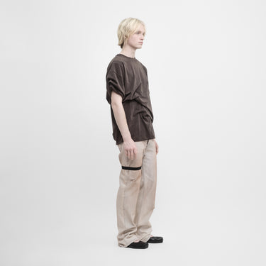 TEE SHIRT À MANCHES COURTES AVEC MOUVEMENT FIGÉ